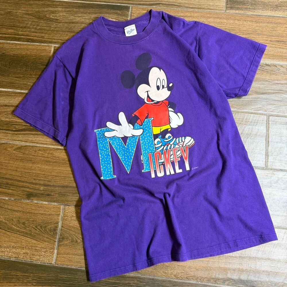 True Vintage Disney Men's Purple T-shirt